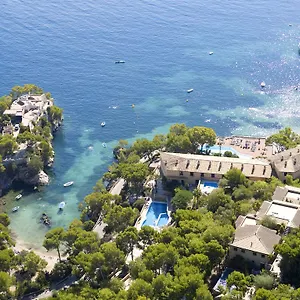 Petit Cala Fornells ***** Peguera